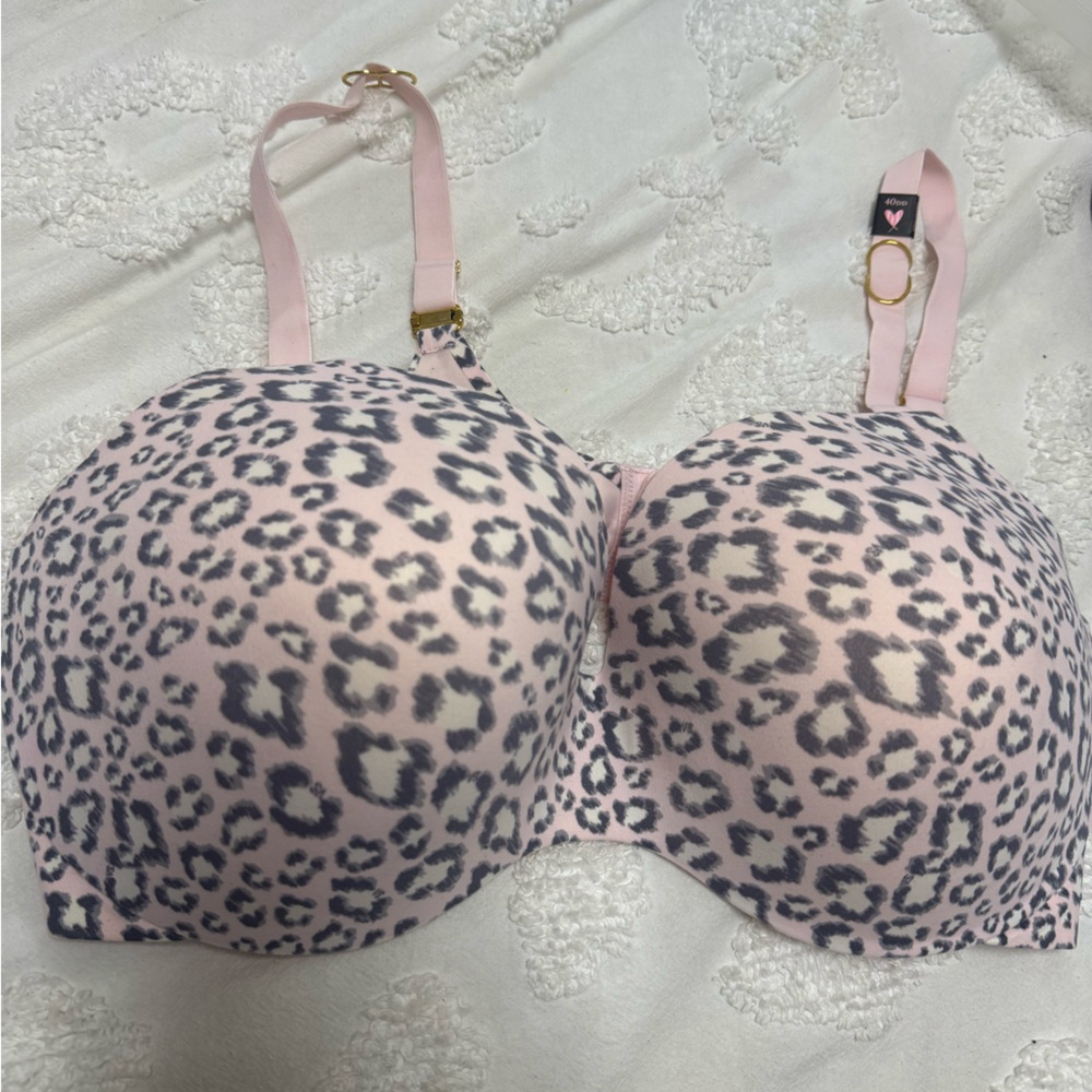 Victoria's Secret Pink Leopard Print Bra
